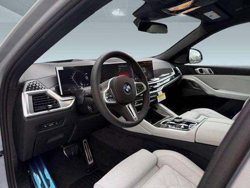 2026 BMW X6 M60i