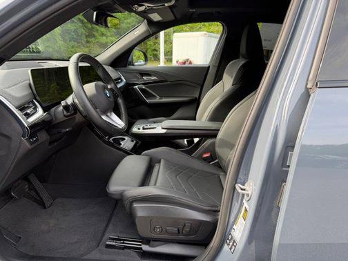 Gray 2025 BMW X2 xDrive28i