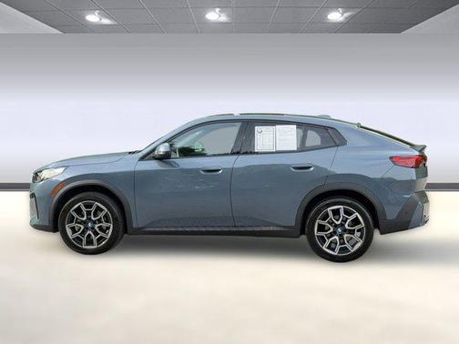 Gray 2025 BMW X2 xDrive28i