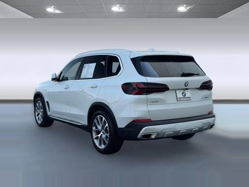 White 2026 BMW X5 xDrive40i