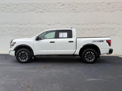 2023 Nissan Titan PRO-4X