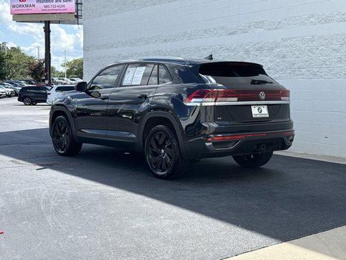2024 Volkswagen Atlas Cross Sport 2.0T SE w/Technology