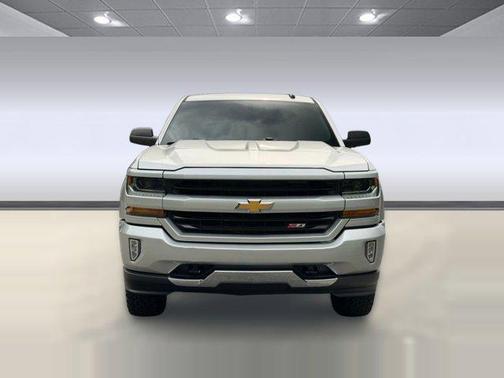 Silver Ice Metallic 2018 Chevrolet Silverado 1500 2LT