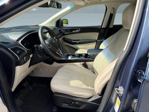 BLUE METALLIC 2019 Ford Edge Titanium