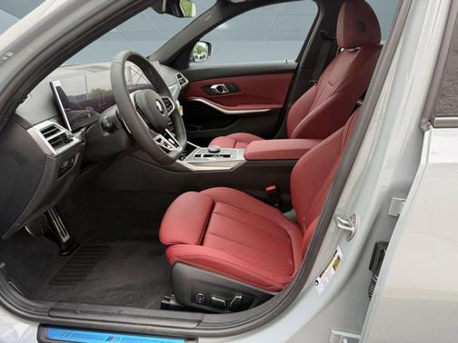 Brooklyn Grey Metallic 2026 BMW 330 330i