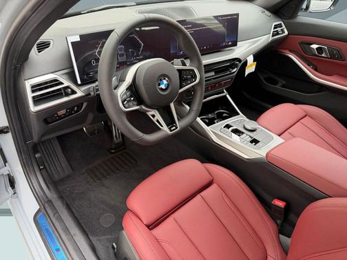 Brooklyn Grey Metallic 2026 BMW 330 330i