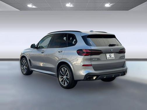 Skyscraper Grey Metallic 2026 BMW X5 xDrive40i