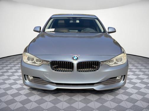 Blue 2014 BMW 320 i