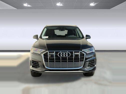 2024 Audi Q7 55 Premium Plus