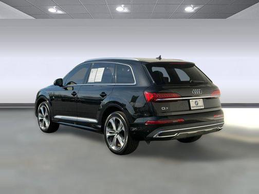 2024 Audi Q7 55 Premium Plus