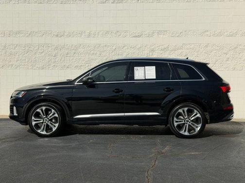 2024 Audi Q7 55 Premium Plus