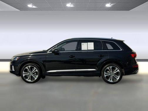 2024 Audi Q7 55 Premium Plus