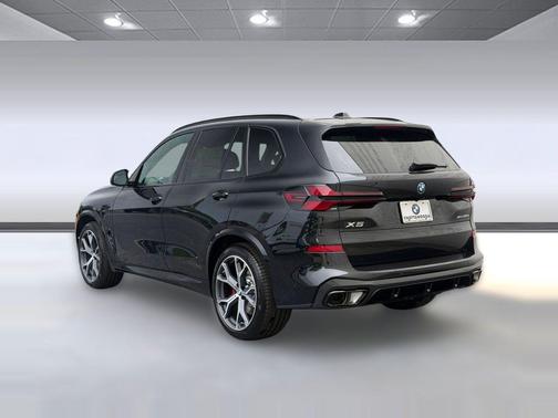 Black Sapphire Metallic 2026 BMW X5 PHEV xDrive50e