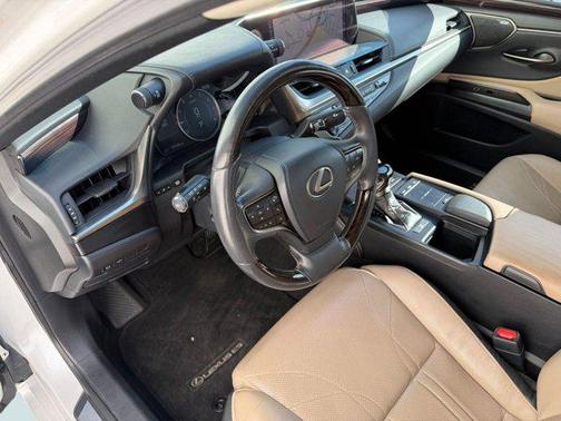 2019 Lexus ES 350 Base