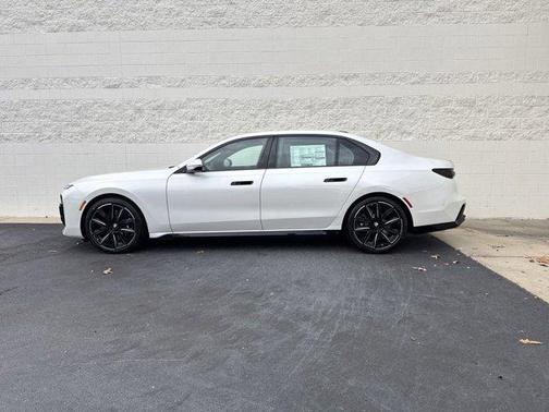 2025 BMW 760 i xDrive