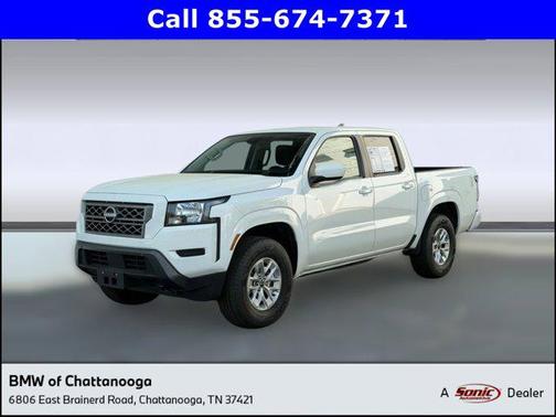 Glacier White 2024 Nissan Frontier SV