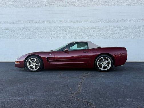 2003 Chevrolet Corvette Base