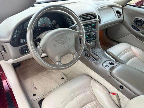 2003 Chevrolet Corvette Base