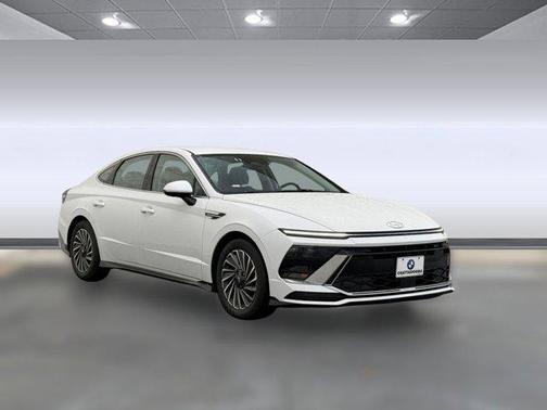 2024 Hyundai SONATA Hybrid SE