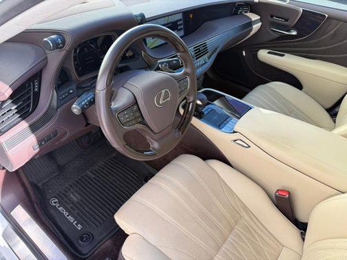 2018 Lexus LS 500 Base