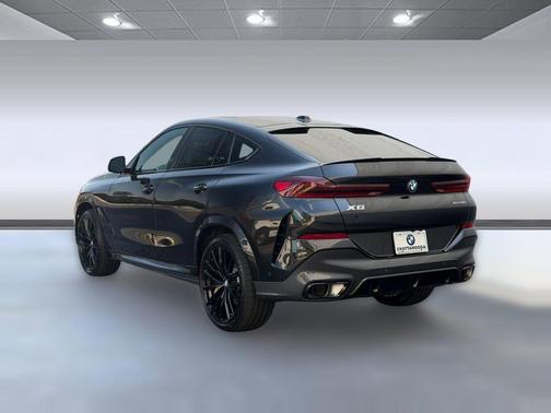 Black Sapphire Metallic 2027 BMW X6 xDrive40i