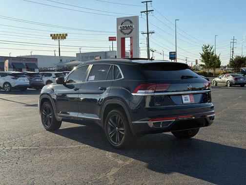 2022 Volkswagen Atlas Cross Sport 2.0T SEL
