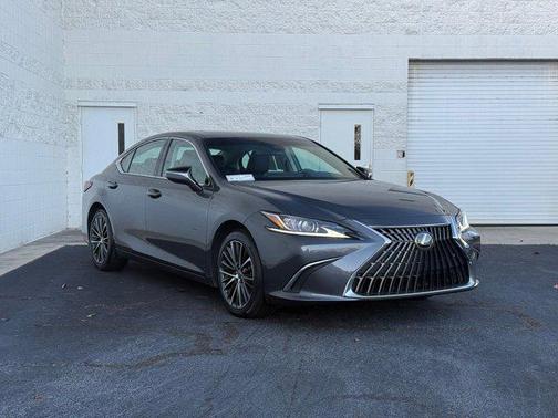 2022 Lexus ES 350 Base