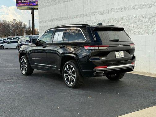 2022 Jeep Grand Cherokee Overland