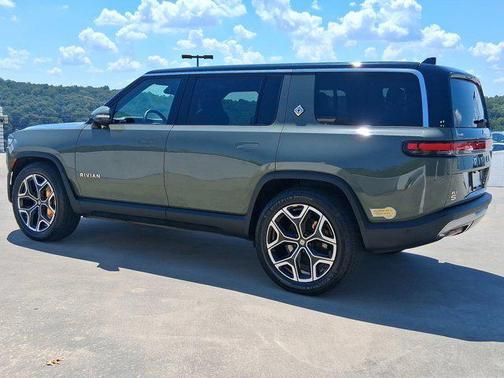 2022 Rivian R1S Launch Edition
