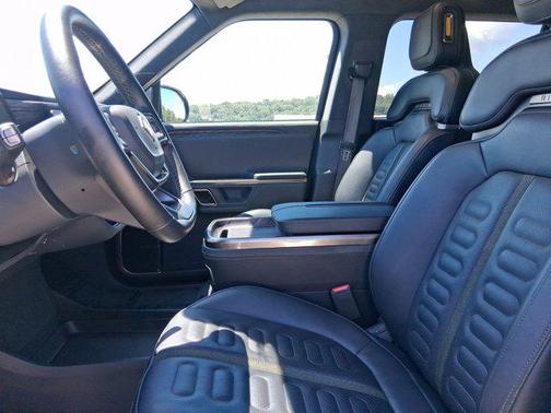 2022 Rivian R1S Launch Edition