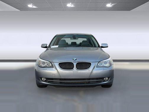 2008 BMW 528 528i