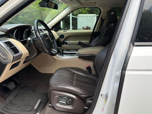 Fuji White 2014 Land Rover Range Rover Sport Supercharged HSE