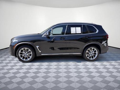 Black 2026 BMW X5 xDrive40i