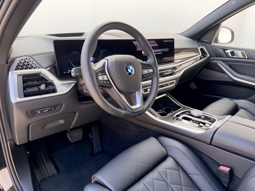 Black 2026 BMW X5 xDrive40i