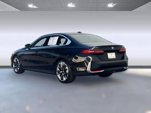 2025 BMW 540 i xDrive