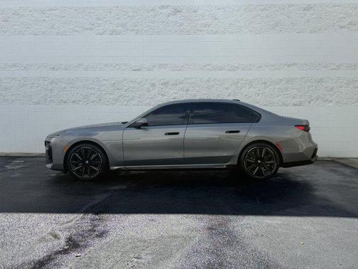 2023 BMW 760 i xDrive