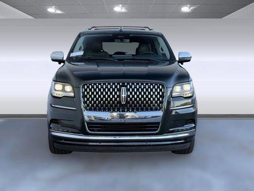2022 Lincoln Navigator Black Label