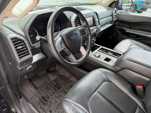 AGATE BLACK METALLIC 2020 Ford Expedition Platinum