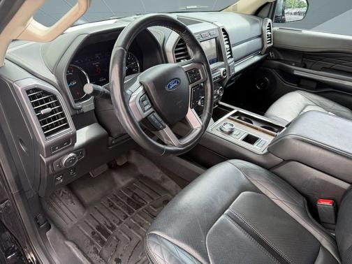 AGATE BLACK METALLIC 2020 Ford Expedition Platinum