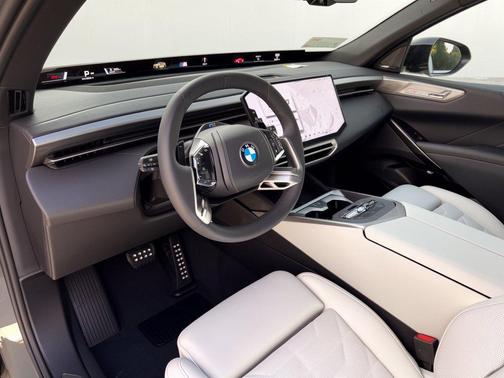 Gray Pine Metallic 2027 BMW X5 40 xDrive