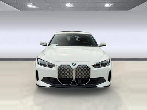 Alpine White 2026 BMW i4 Gran Coupe xDrive40