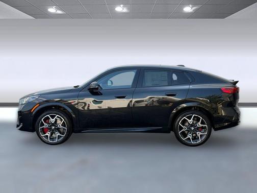 Black Sapphire Metallic 2026 BMW X2 xDrive28i