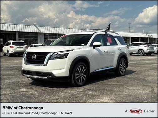 2025 Nissan Pathfinder Platinum FWD