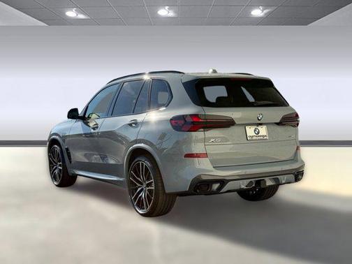 Brooklyn Grey Metallic 2026 BMW X5 xDrive40i