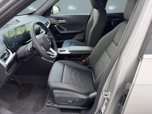 Space Silver Metallic 2026 BMW X1 xDrive28i