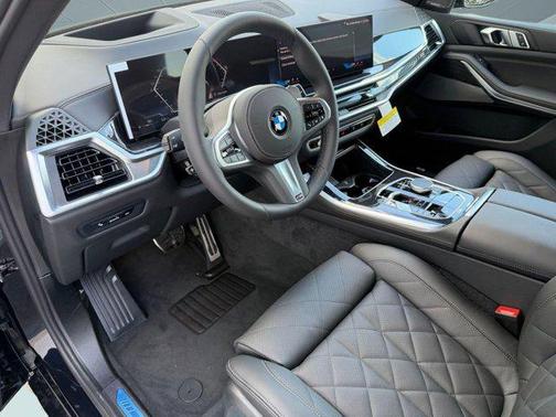 Carbon Black Metallic 2026 BMW X5 xDrive40i