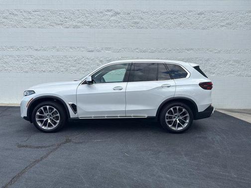 2025 BMW X5 sDrive40i