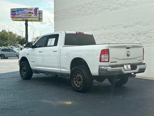 2020 RAM 2500 Big Horn Crew Cab 4X4 6'4' Box