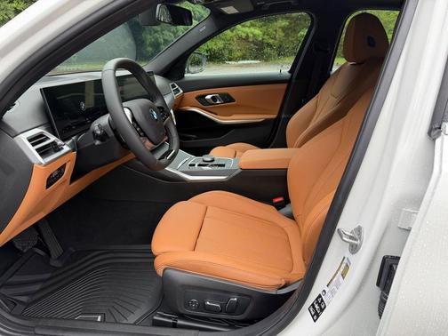 Mineral White Metallic 2026 BMW 330 xDrive NA