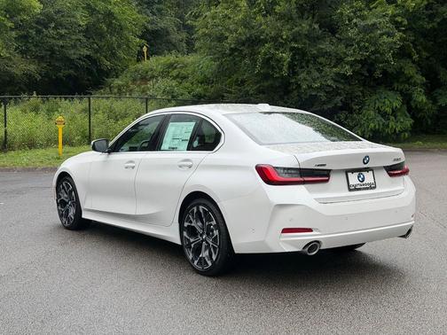 Mineral White Metallic 2026 BMW 330 xDrive NA